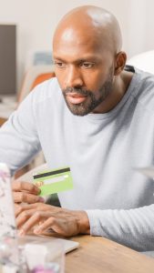 Cartão de Crédito para Beneficiários do Bolsa Família: O Que Você Precisa Saber