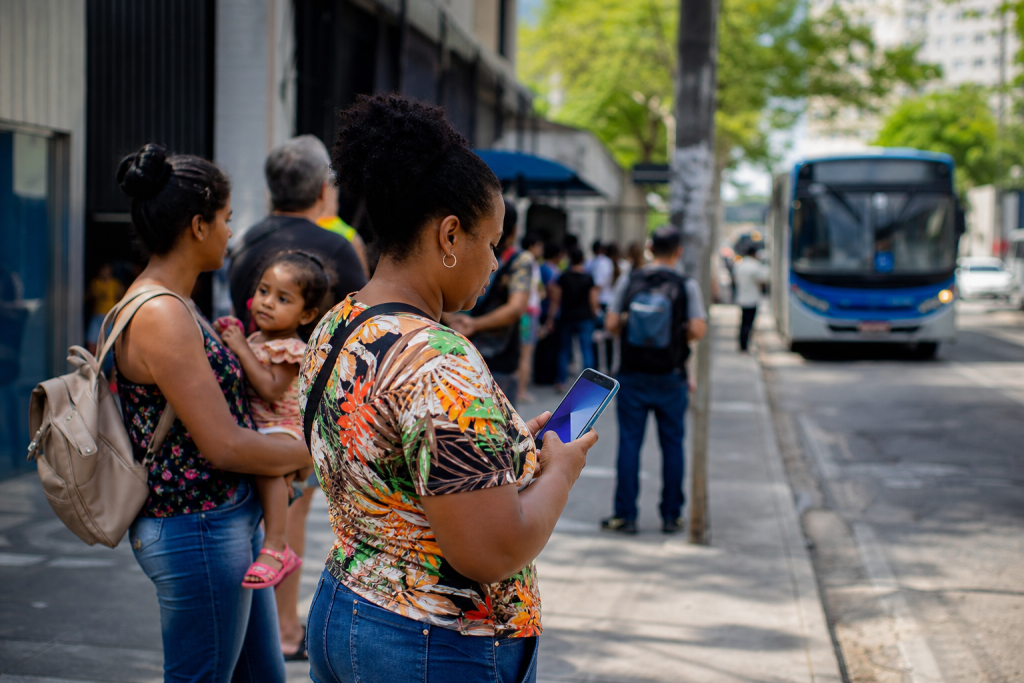 Bolsa Família outubro: pagamentos começam dia 19; veja datas e valores